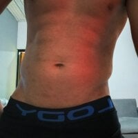 Emil22222 webcam model