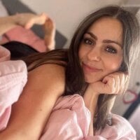 Loella-Rose naked strip on webcam for live sex chat