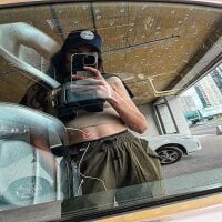 Bilik Sembang Luar Talian DollyCoup