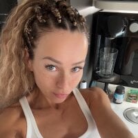 Evaletty_ webcam model