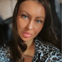 Nichole_Fox's Offline Chat Room