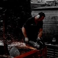 dutchboy1987's Offline Chat Room