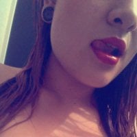 danidaniels2's Offline Chat Room