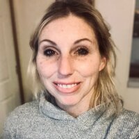 miarae23's Offline Chat Room