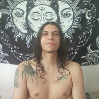 MaxxxBigCock