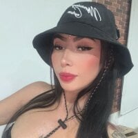 Gigi-Messy webcam