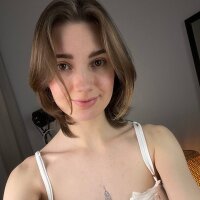 Phòng Chat Ngoại tuyến charmy_sophie