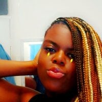 TishaTxx webcam