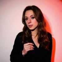 ElvinaDaunt model avatar