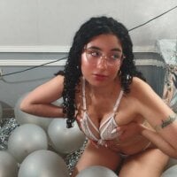 DemiJones_ webcam model