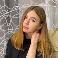 MonikaThoms' Offline Chat Room