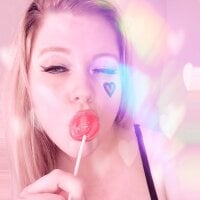 Annaxxxrose's Offline Chat Room