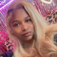 BigFineSelena's Avatar Pic