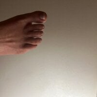 strawberymilk's Offline Chat Room