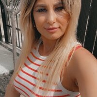 sexy_blondi's Profile Pic