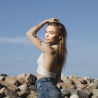 KitsyMoore webcam model