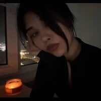 Lolamein webcam model