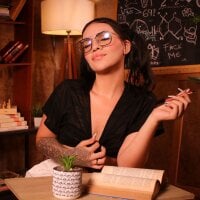 alanna_blaze webcam model
