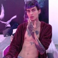 WHITEANGEL555