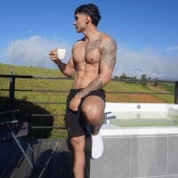 muscle_boyhorny webcam