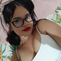 MayFloweer's Avatar Pic