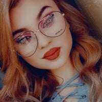 Offline chatovací místnost HotArya798