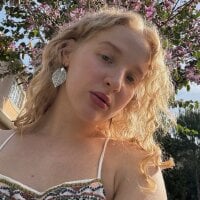 SummerPink's Avatar Pic