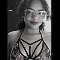 Madeline_Trespalacios Chat Room offline