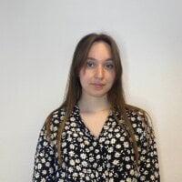 NikaCameeron's Offline Chat Room