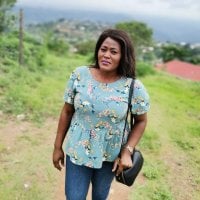 BoobyQueenB24's Offline Chat Room