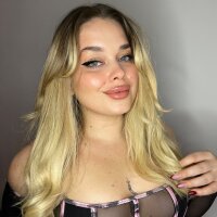 Sofi_Blondie webcam