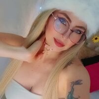 CandieGilson__'s Profile Pic
