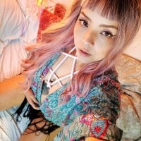 Model pink_punk_cam