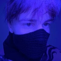 AngelBoyHorny's Offline Chat Room
