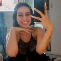 Lunadahia webcam model
