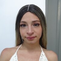 Emily_Gill's Offline Chat Room