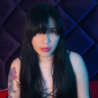 amber_moon1_'s Offline Chat Room