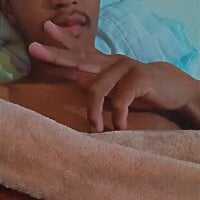 neguinholk0 webcam model