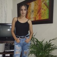 cindyTyler Adlı Modelin Çevrimdışı Sohbet Odası