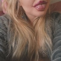 thedancingalien's Offline Chat Room