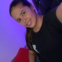 sharon_hokings Adlı Modelin Çevrimdışı Sohbet Odası