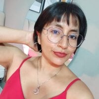 naty_bush webcam