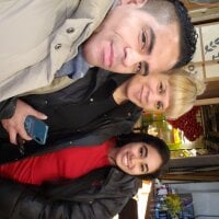 peterdechocolate's Offline Chat Room