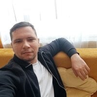 Lucy_1_roso webcam model