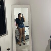 Bellasofiia_27's Avatar Pic