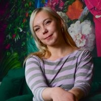 LadyBlondee