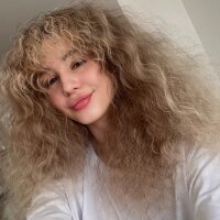 __Holly___'s Offline Chat Room