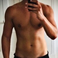 Punisher_xxx's Offline Chat Room