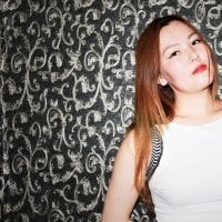 LauraBrisk's Offline Chat Room