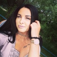 RoyalNelly – Offline chatovacia miestnosť